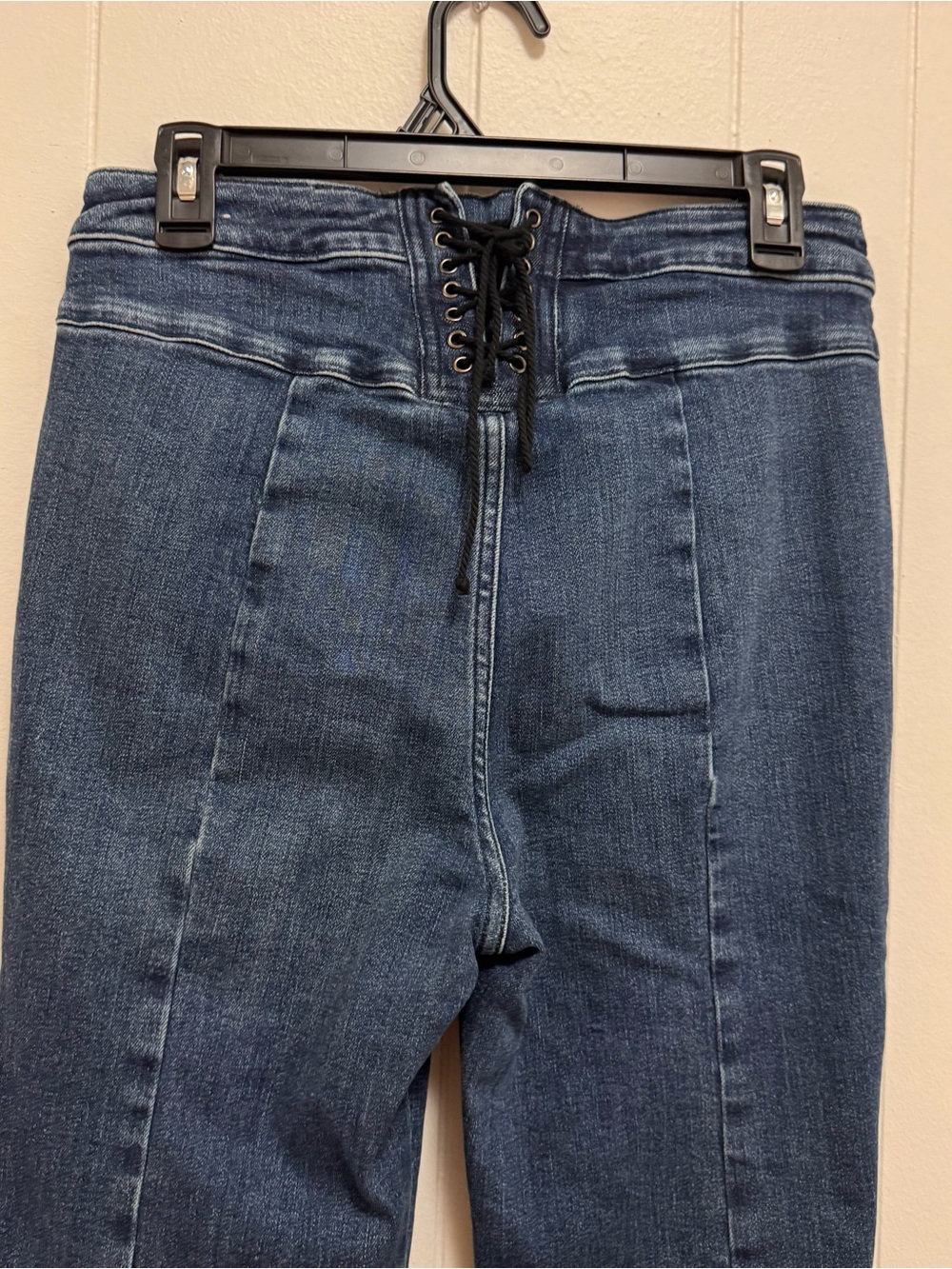 WE THE FREE CRVY Size 29 Super High-Rise Lace-Up Flare Raw Hem Stretch Jeans - Picture 8 of 10